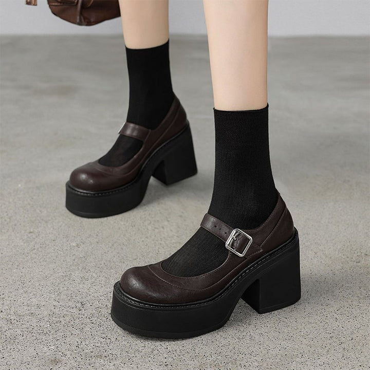 Evie Leather Pumps
